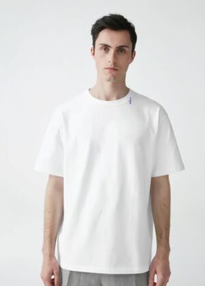 Nikad kravata majica